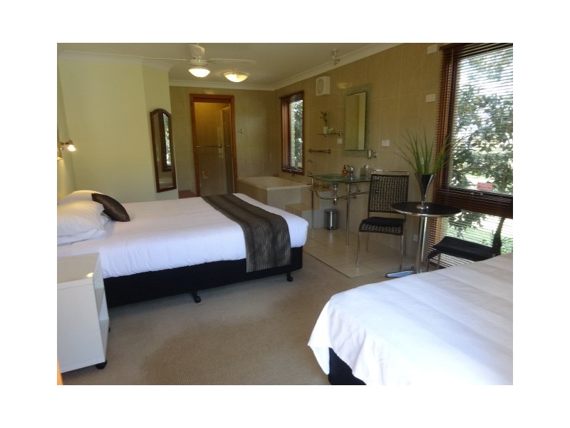97 Wine country Drive, Cessnock NSW 2325