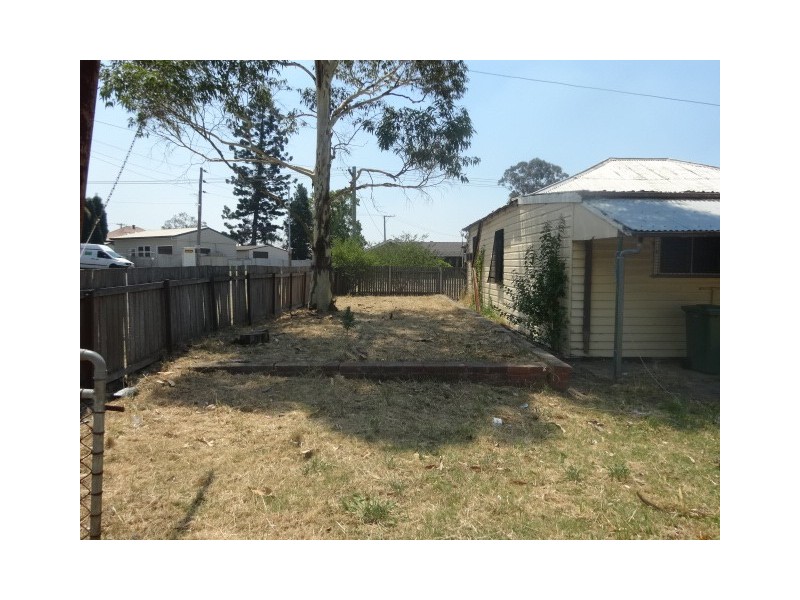 16 Campbell Street, Cessnock NSW 2325