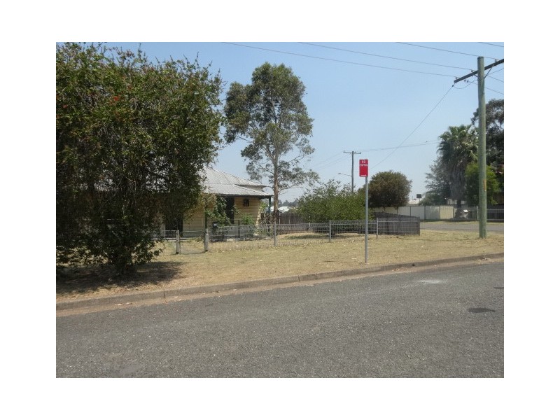 16 Campbell Street, Cessnock NSW 2325