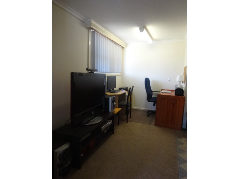 2 Colliery Street, Aberdare NSW 2325