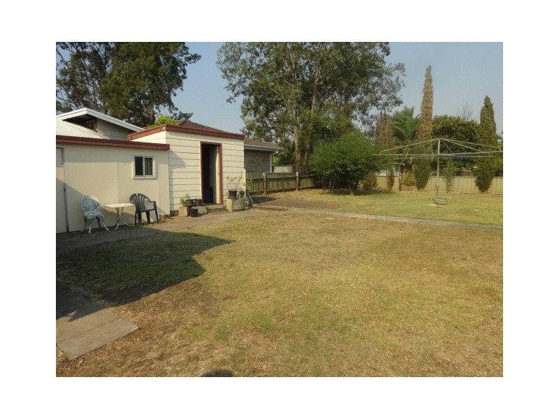 2 Colliery Street, Aberdare NSW 2325