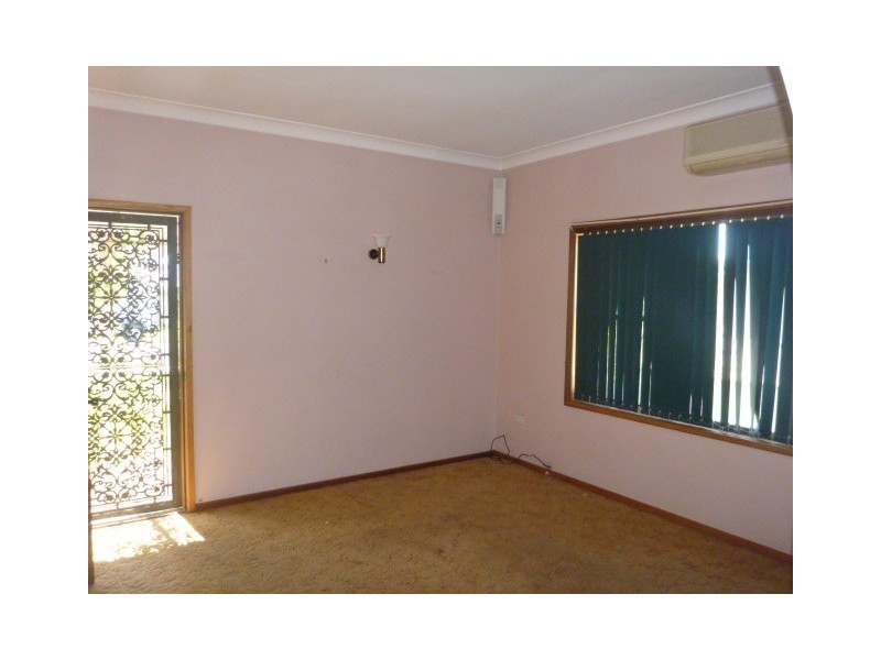 10 Subiaco Avenue, Cessnock NSW 2325