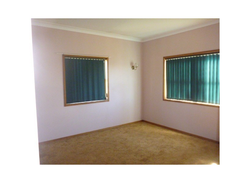 10 Subiaco Avenue, Cessnock NSW 2325