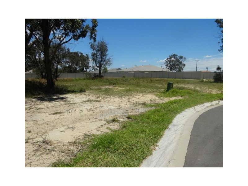 19 Ashleigh Street, Heddon Greta NSW 2321