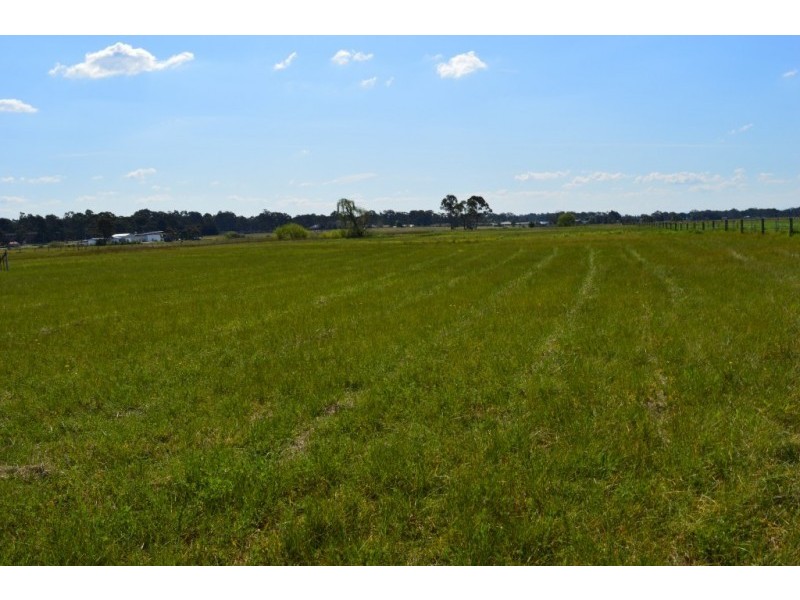 33 Lee-Ann Crescent, Cessnock NSW 2325