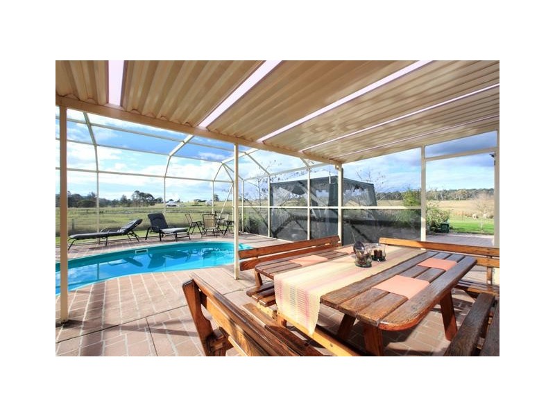 245 Congewai Rd, Congewai NSW 2325