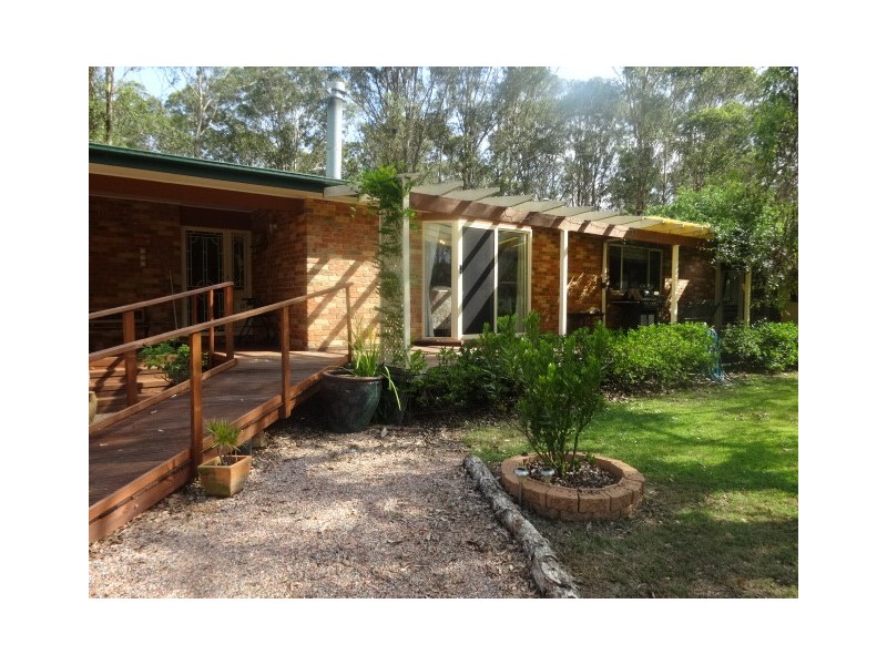 893 Sandy Creek Rd, Quorrobolong NSW 2325