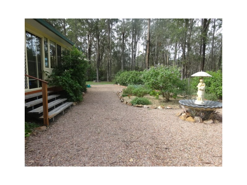 893 Sandy Creek Rd, Quorrobolong NSW 2325