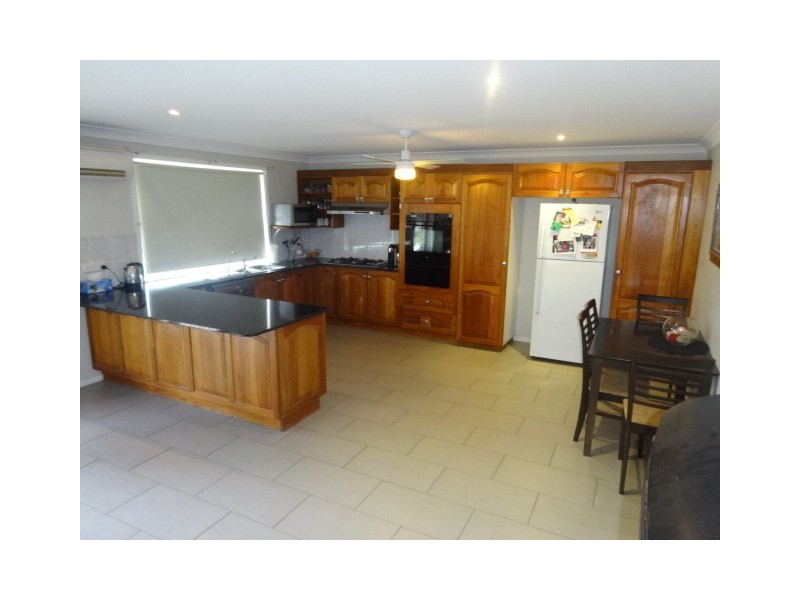 6 Tunnel Road, Cessnock NSW 2325