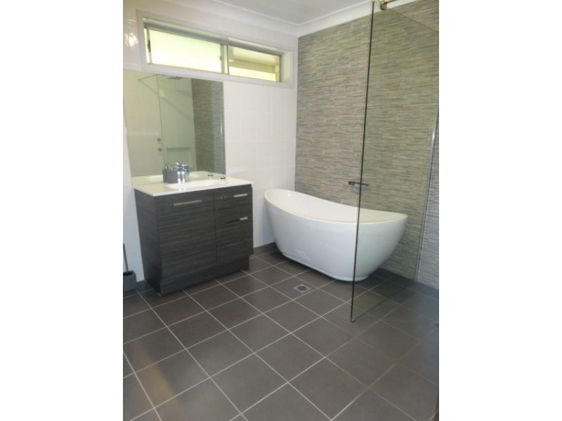 6 Tunnel Road, Cessnock NSW 2325