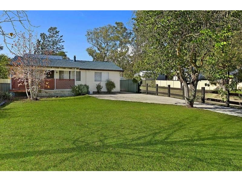 24 Rugby Street, Ellalong NSW 2325