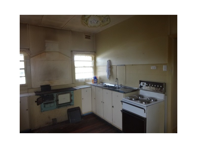 3 Davis Street, Millfield NSW 2325