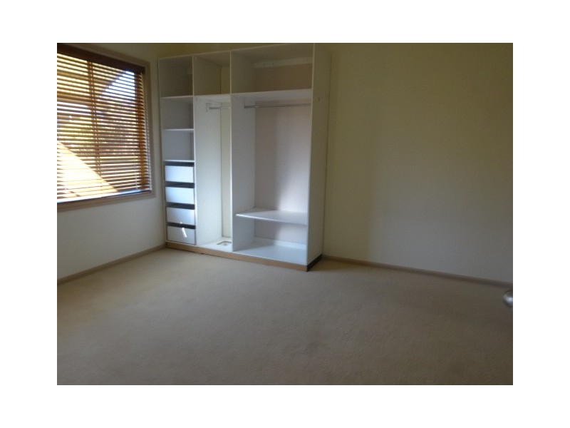 9 Ercildoune St, Cessnock NSW 2325