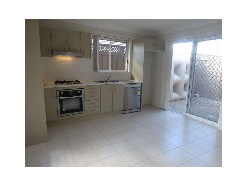 1/16 Chidgey St, Cessnock NSW 2325