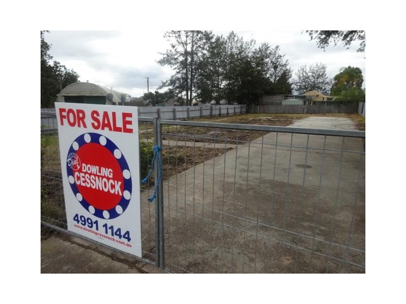 28 Macquarie Avenue, Cessnock NSW 2325