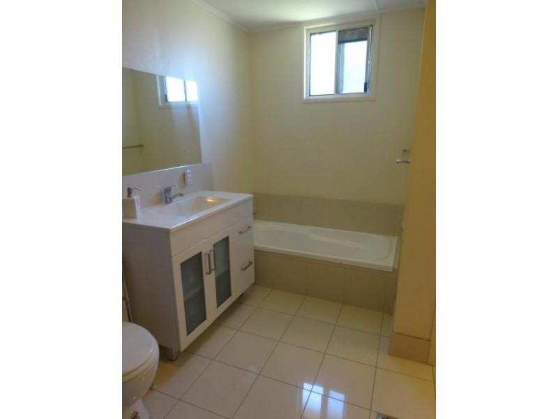 8 Nelson Street, Abermain NSW 2326