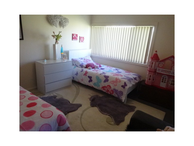 8 Nelson Street, Abermain NSW 2326