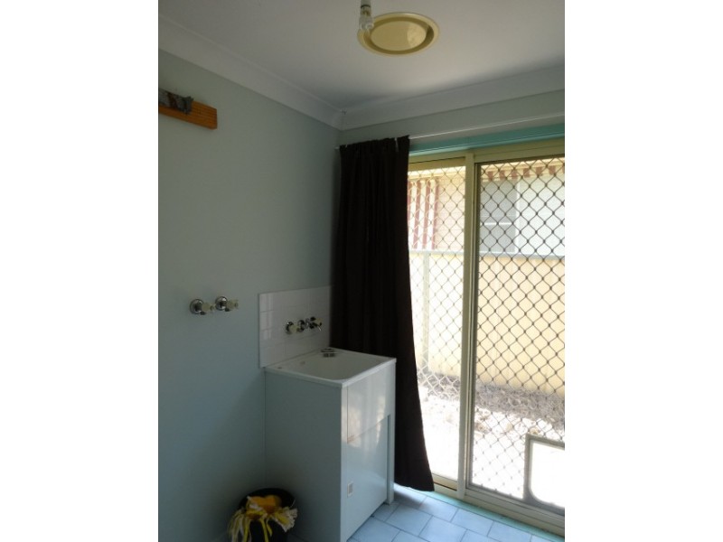 16 Casson Ave, Cessnock NSW 2325