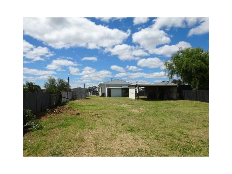 15 Ash Street, Cessnock NSW 2325