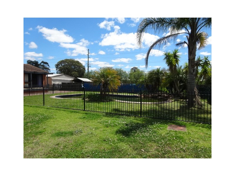 12 Fleming Street, Nulkaba NSW 2325