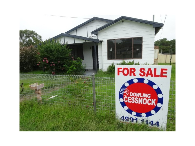 19 Long Street, Cessnock NSW 2325
