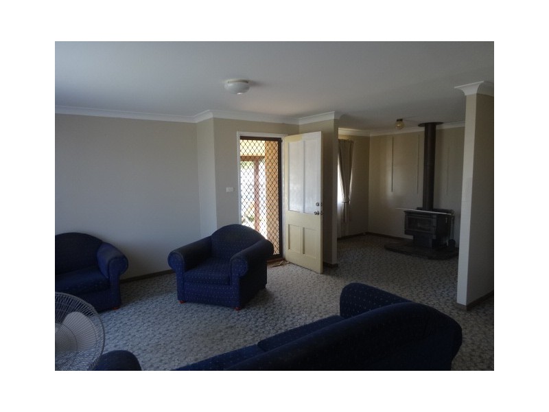 6 Tomalpin Street, Kearsley NSW 2325