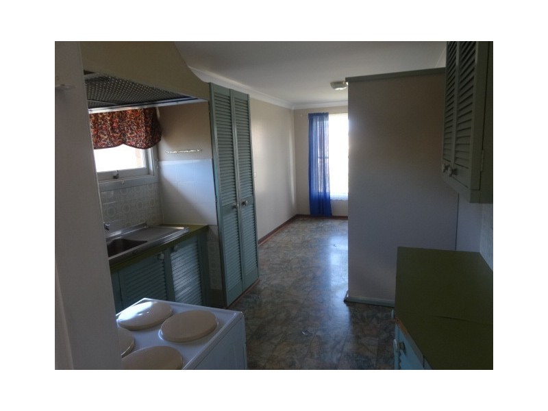 6 Tomalpin Street, Kearsley NSW 2325