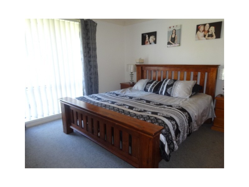 42 Alexander Street, Ellalong NSW 2325