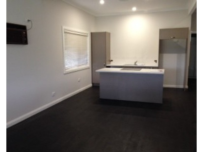 16 Vernon Street, Cessnock NSW 2325