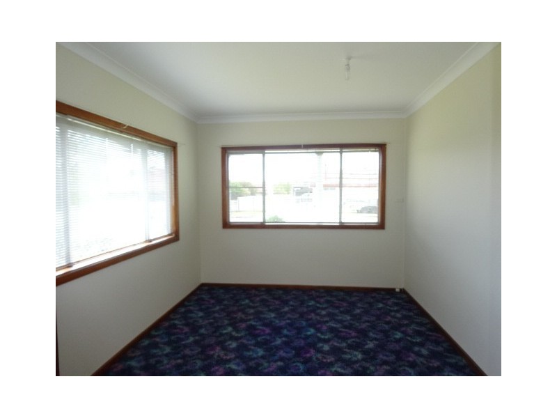 15 Ash St, Cessnock NSW 2325