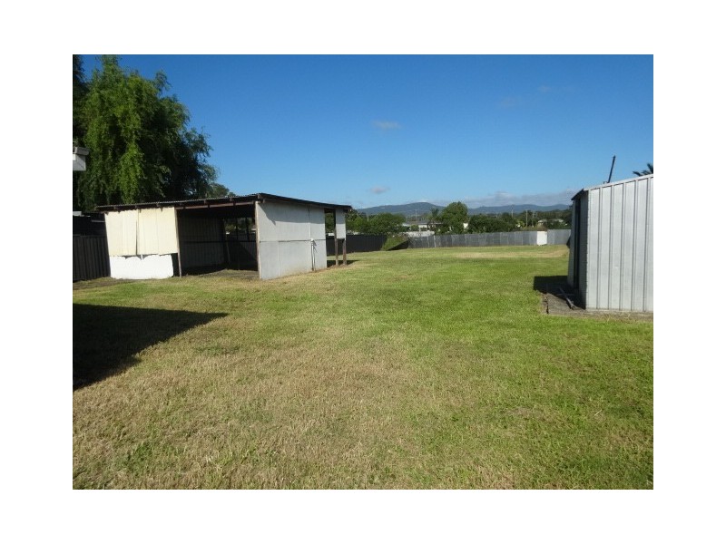 15 Ash St, Cessnock NSW 2325