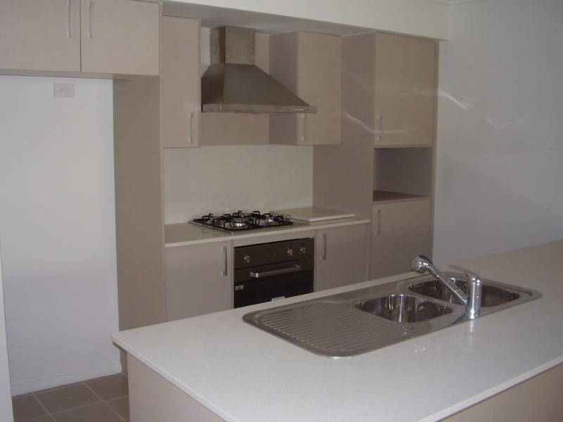 1/10 Robinia Way, Cessnock NSW 2325