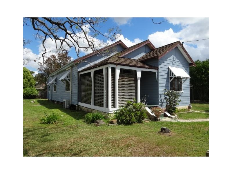 19 Mt View Road, Cessnock NSW 2325