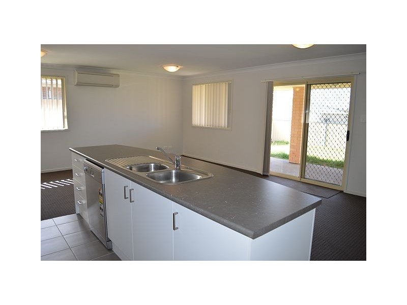 6 Tempranillo Crs, Cessnock NSW 2325