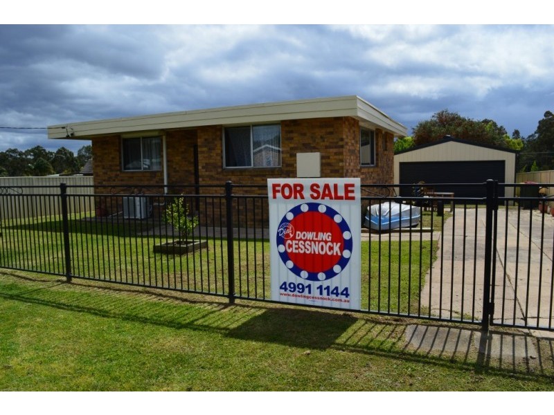 17 Murray Street, Abernethy NSW 2325