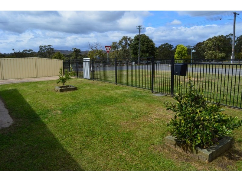 17 Murray Street, Abernethy NSW 2325