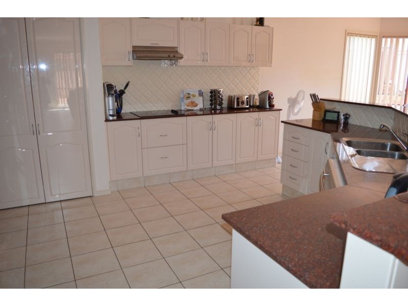 18 Pokolbin Street, Kearsley NSW 2325