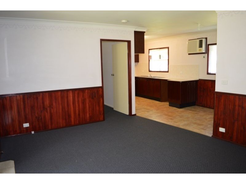 61 Main Road, Paxton NSW 2325