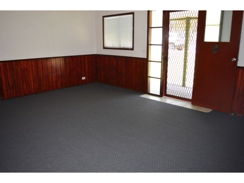 61 Main Road, Paxton NSW 2325