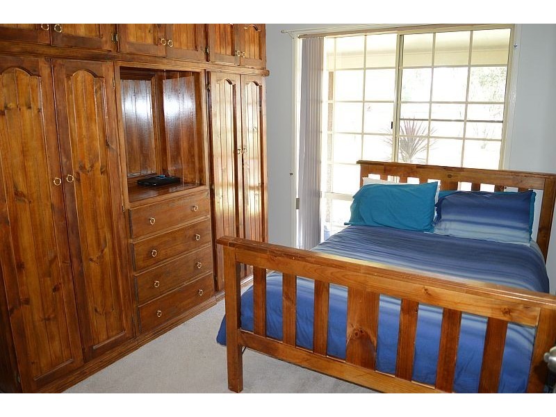 15 Queen Street, Abermain NSW 2326