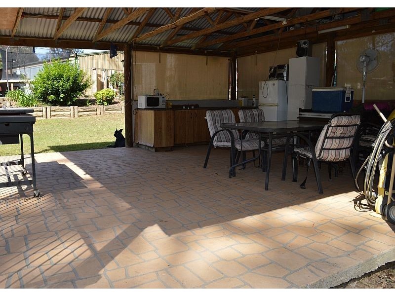 15 Queen Street, Abermain NSW 2326