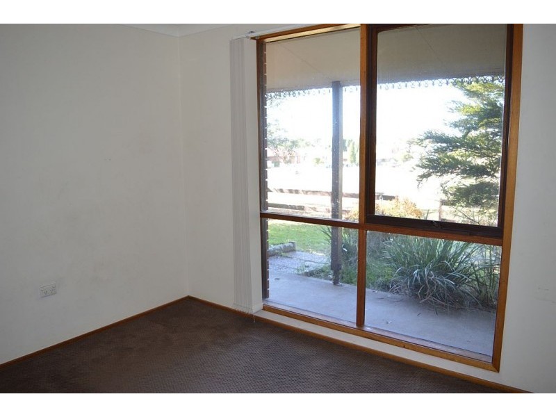 26 Goulburn Street, Abermain NSW 2326