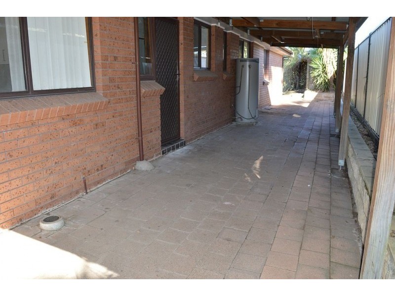 26 Goulburn Street, Abermain NSW 2326