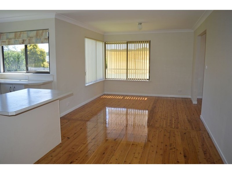 11 Millfield Street, Kearsley NSW 2325