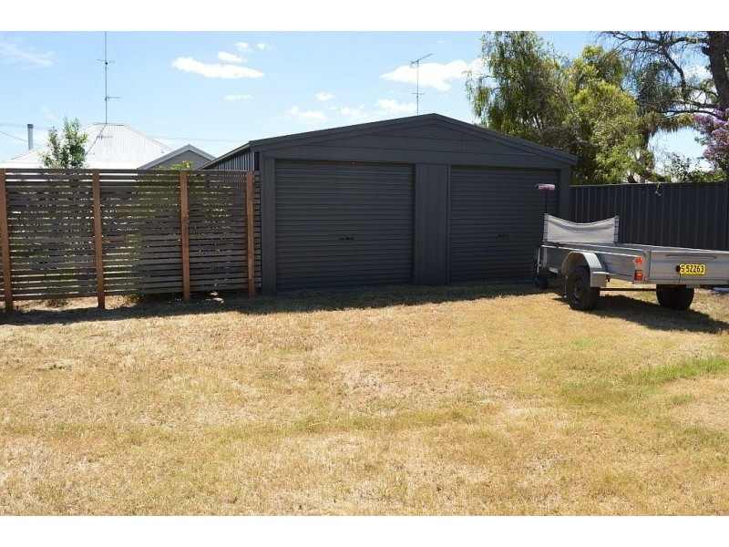 39 Edgeworth Street, Cessnock NSW 2325