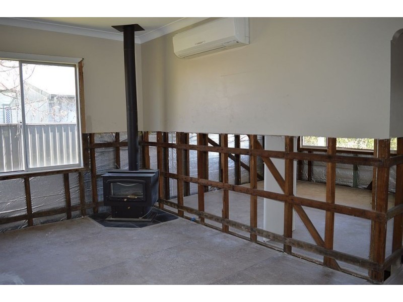 39 Edgeworth Street, Cessnock NSW 2325