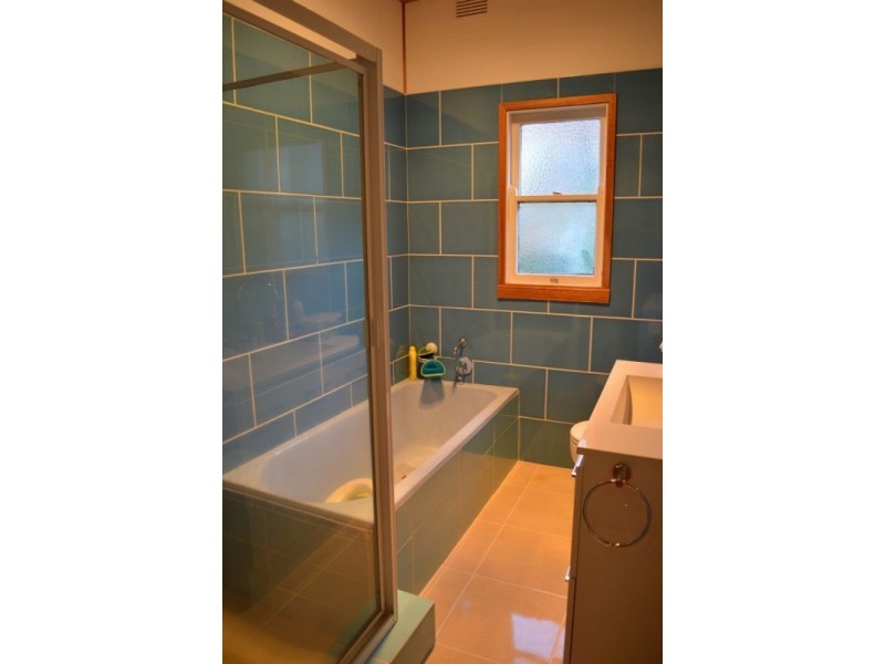 41 Desmond Street, Cessnock NSW 2325