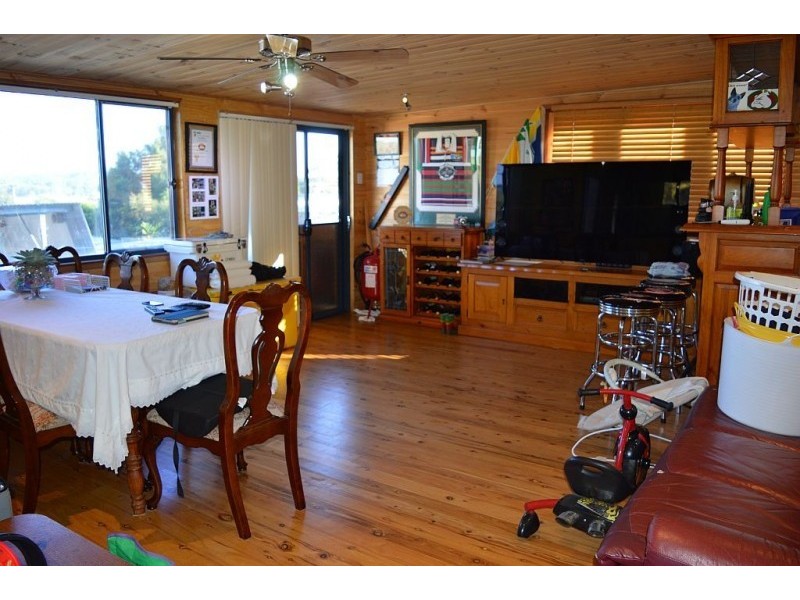 41 Desmond Street, Cessnock NSW 2325