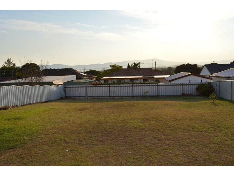 39 Desmond Street, Cessnock NSW 2325