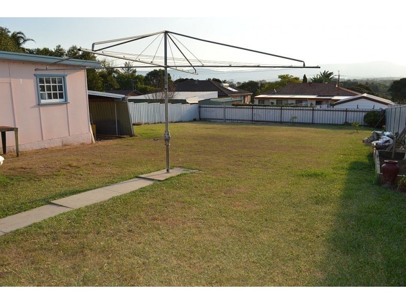 39 Desmond Street, Cessnock NSW 2325